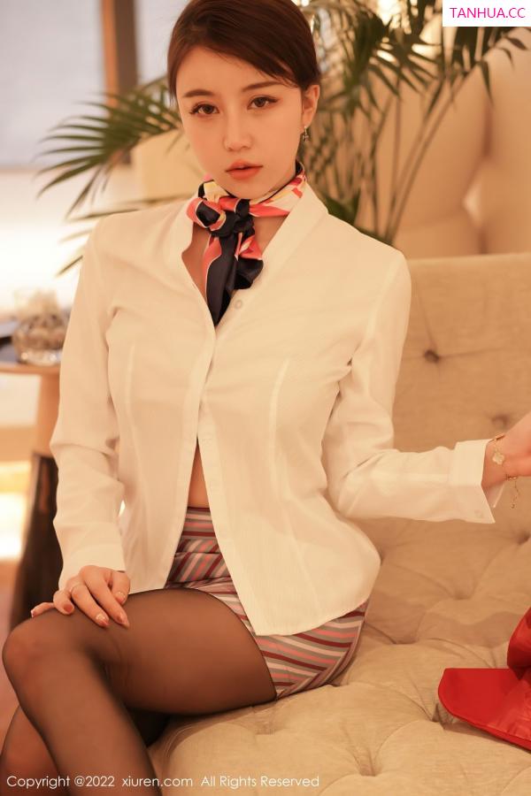 tina_甜仔  [XiuRen]高清写真图 2022.04.06 No.4824 tina_甜仔第14张图片